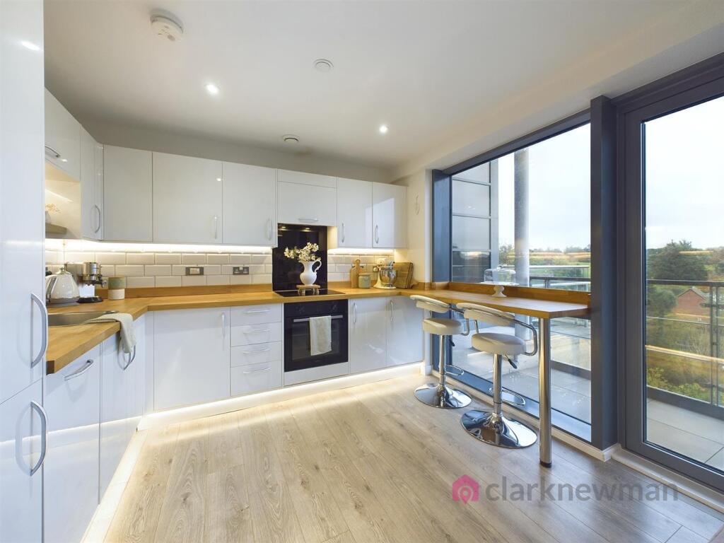 Additional image 4 of Edinburgh House, Edinburgh Gate, Harlow, CM20