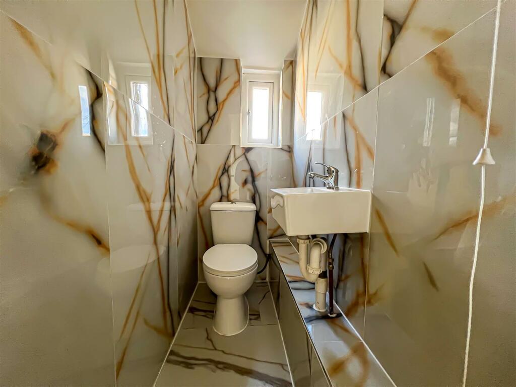 Additional image 14 of Wellesley Road, Clacton-On-Sea