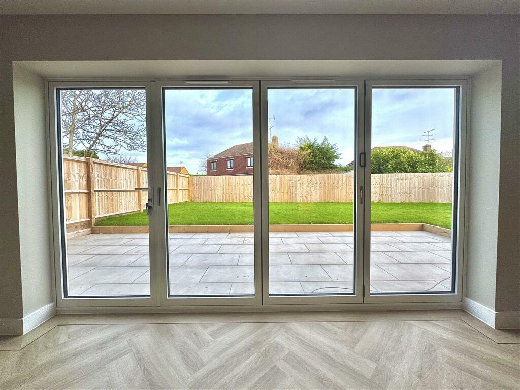 Additional image 33 of New Builds @ Mangapp Chase, Burnham-On-Crouch