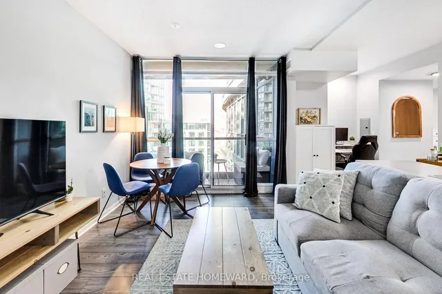 Additional image 3 of 219 Fort York Blvd Unit 720