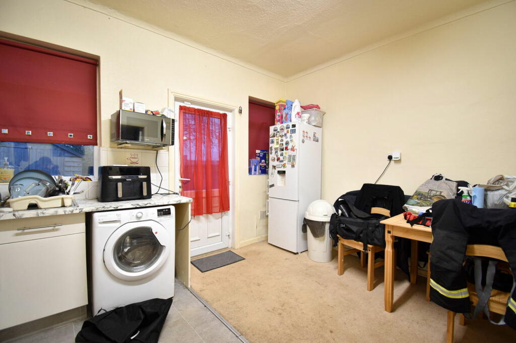 Additional image 3 of Crescent Road, Ellesmere Port, CH65 4DY