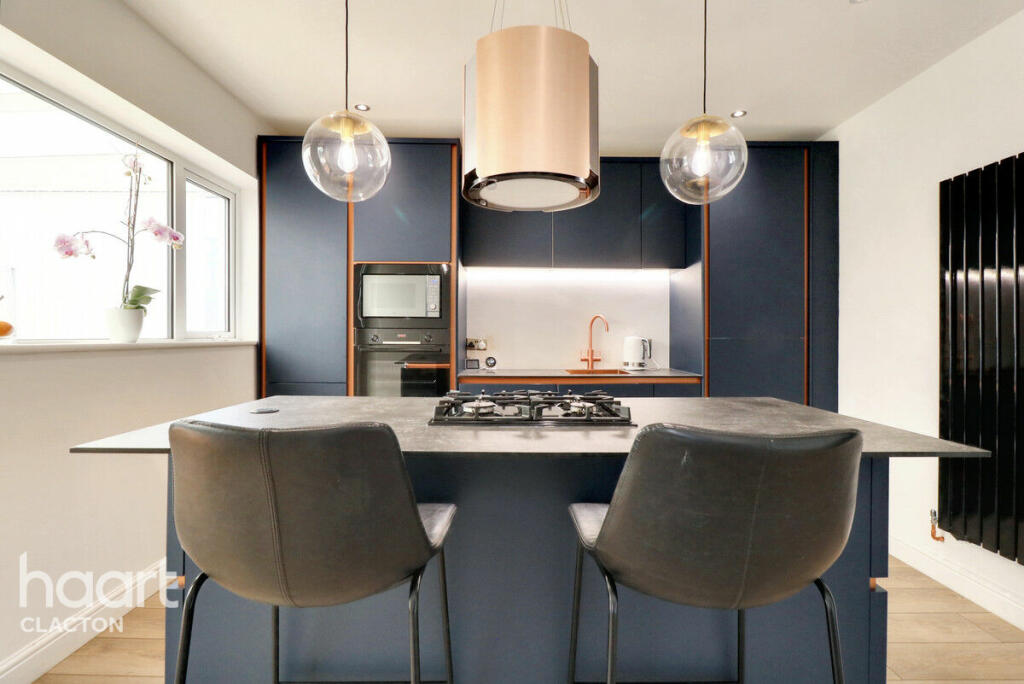 Additional image 7 of Leas Road, Clacton-On-Sea