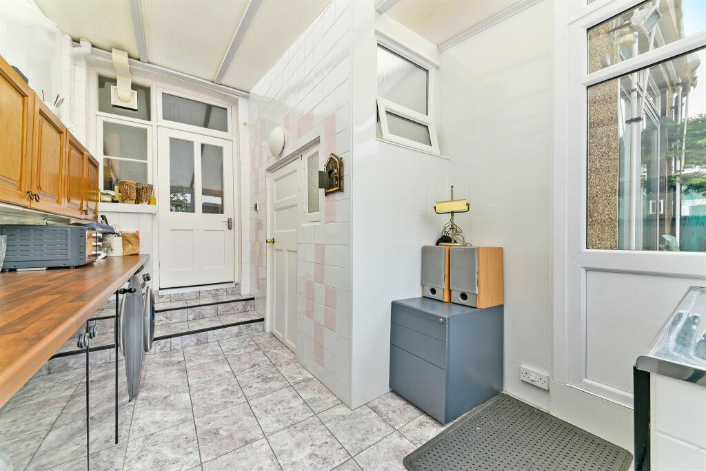 Additional image 5 of London Road, Thornton Heath