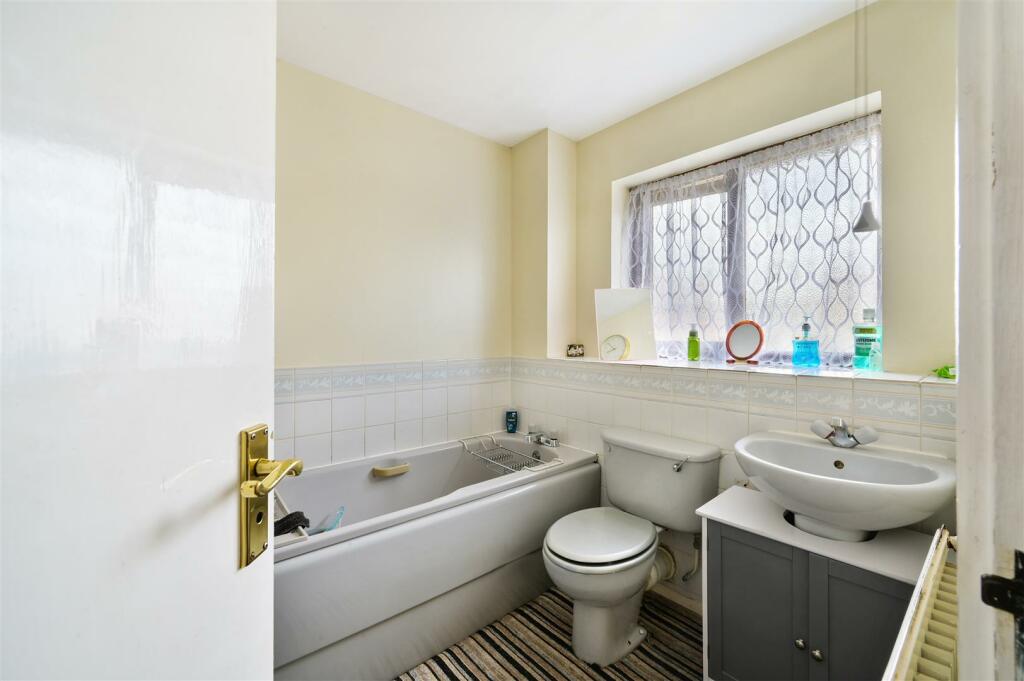 Additional image 8 of Heathfield Drive, Mitcham