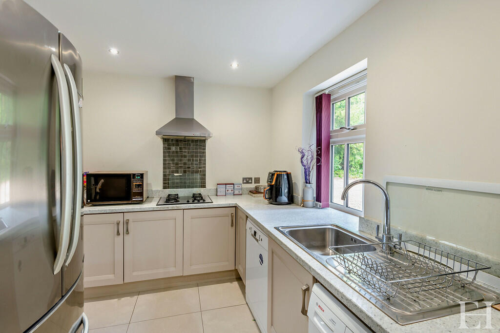 Additional image 10 of Lexden Road, Colchester