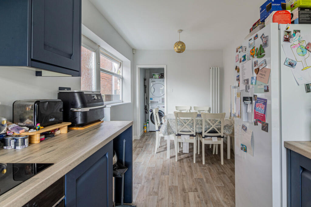 Additional image 7 of Silverthorne Close, Colchester, CO2