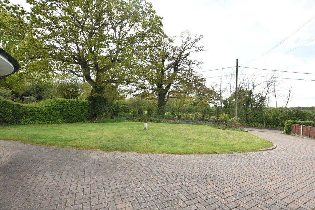 Additional image 7 of Rectory Road, Middleton