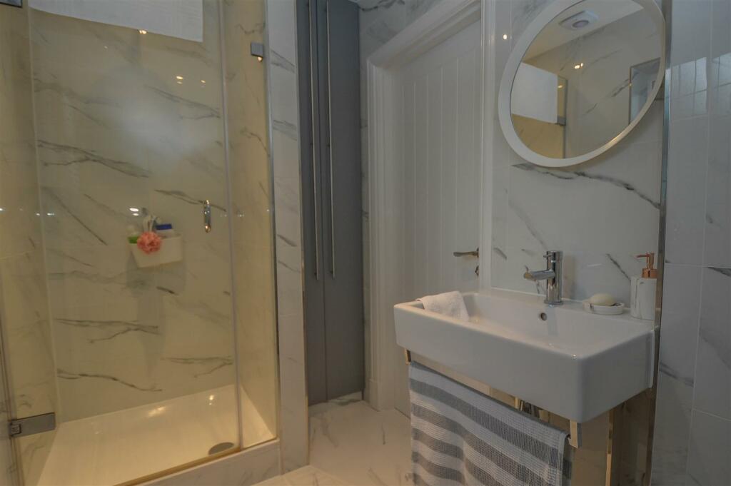 Additional image 22 of Priests Lane, Shenfield, Brentwood