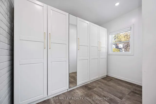 Additional image 7 of 74 Rosemount Dr