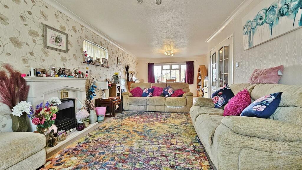 Additional image 9 of Laxton Grove, Great Holland