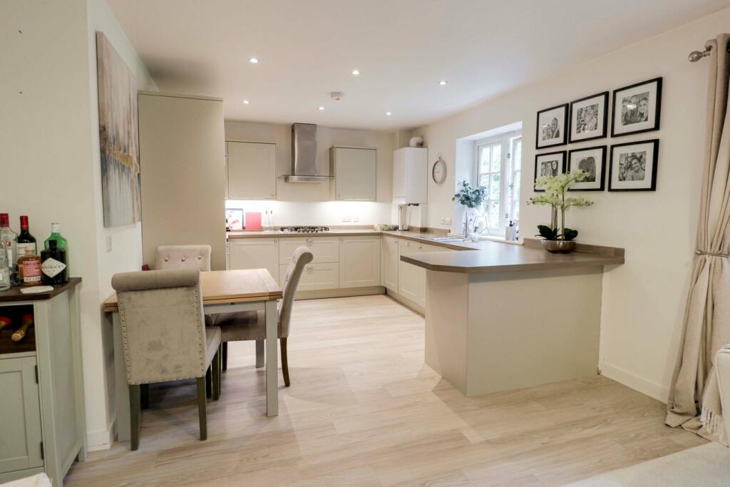 Additional image 11 of Hatfield Heath Road, Sawbridgeworth, CM21