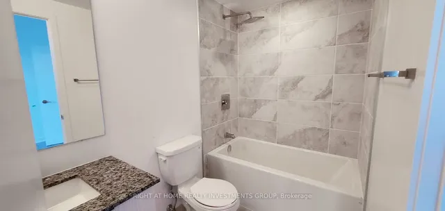 Additional image 11 of 120 Parliament St Unit 1208