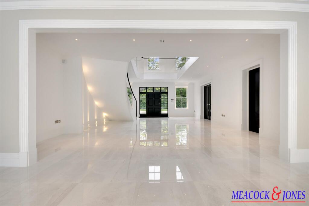 Additional image 4 of Ridgeway, Hutton Mount, Brentwood