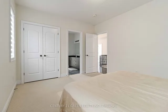 Additional image 24 of 13 Foothills Cres