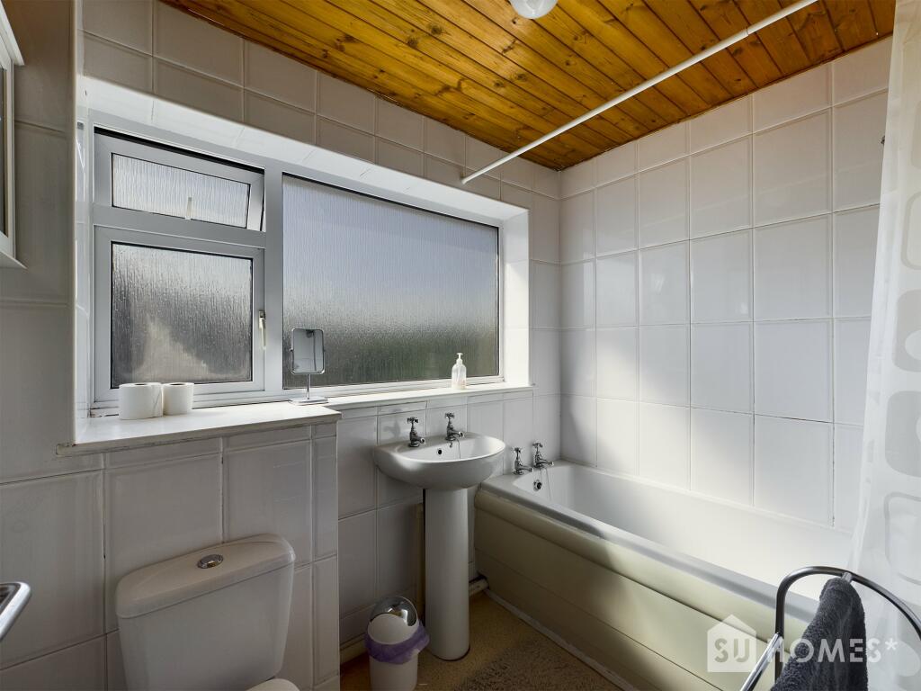 Additional image 12 of Petworth Close, Wivenhoe, Essex