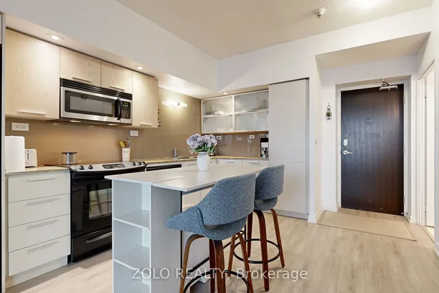Additional image 9 of 25 Capreol Crt Unit 3306