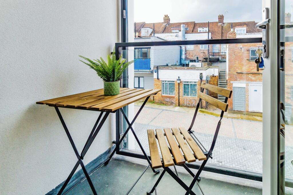 Additional image 10 of Goschen Mews, South Croydon, CR2