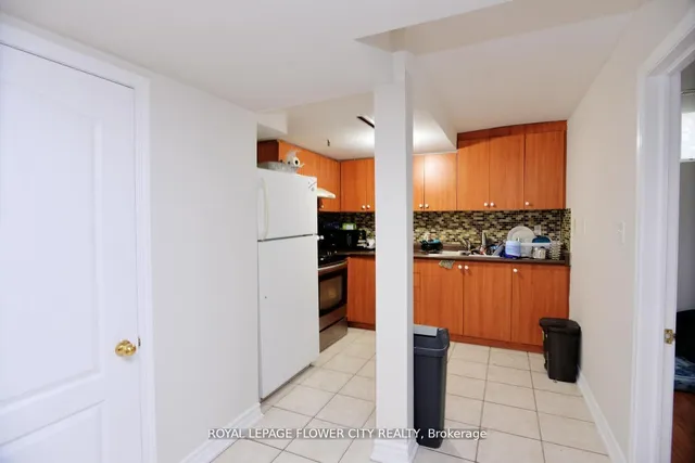 Additional image 30 of 19 Flatbush Lane