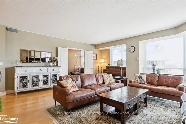 Additional image 9 of 20 COLLIER St Unit 502