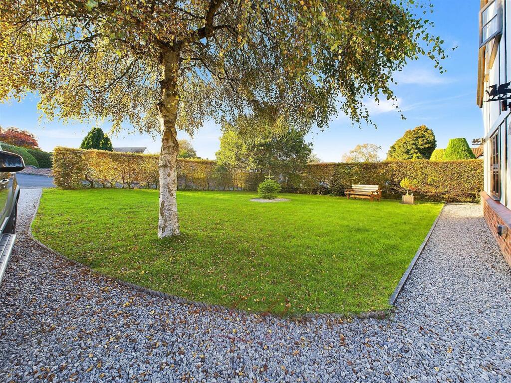 Additional image 28 of Tai Tudors, Pantymwyn, Mold