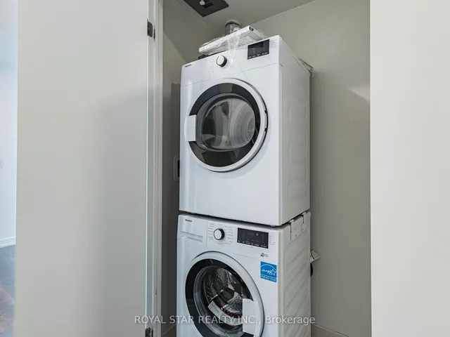 Additional image 29 of 20 Richardson St Unit 1703