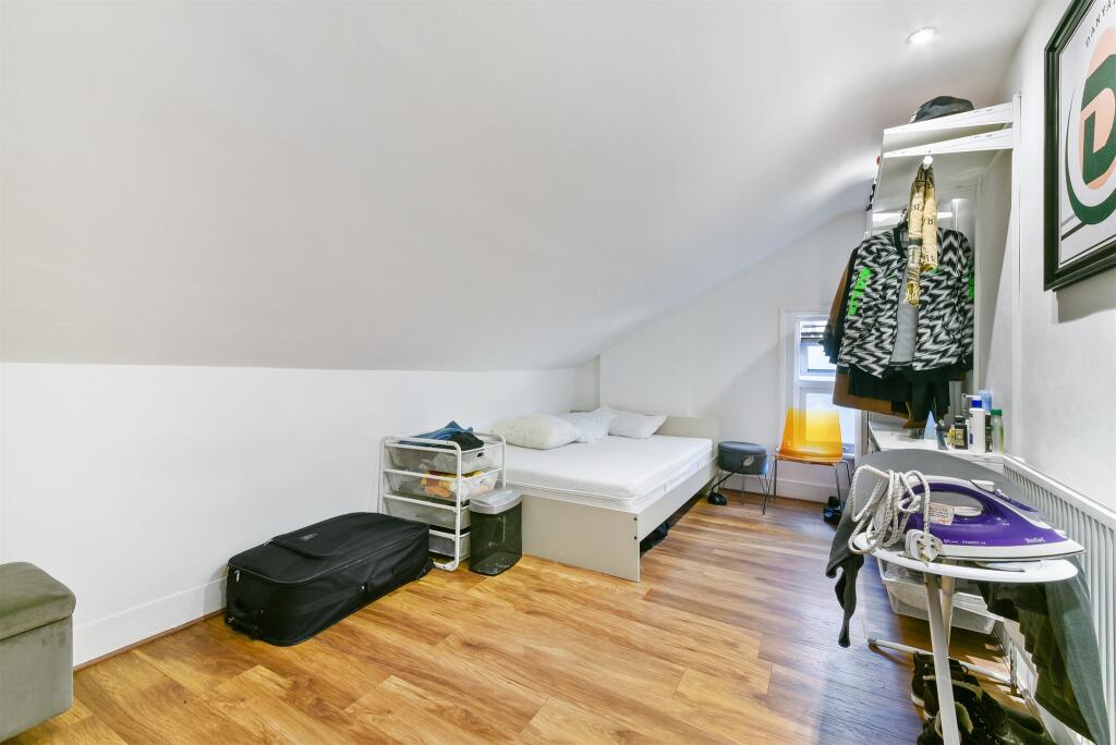 Additional image 7 of Birdhurst Rise, South Croydon