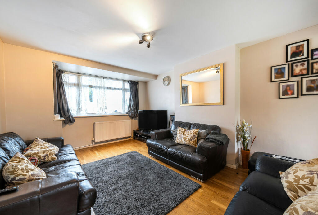 Additional image 4 of Chestnut Grove, Mitcham, CR4