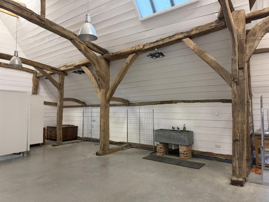 Additional image 6 of Barley Barn, Slamseys, Great Notley