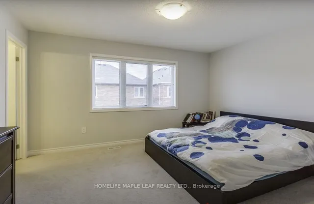 Additional image 10 of 49 Lothbury Dr