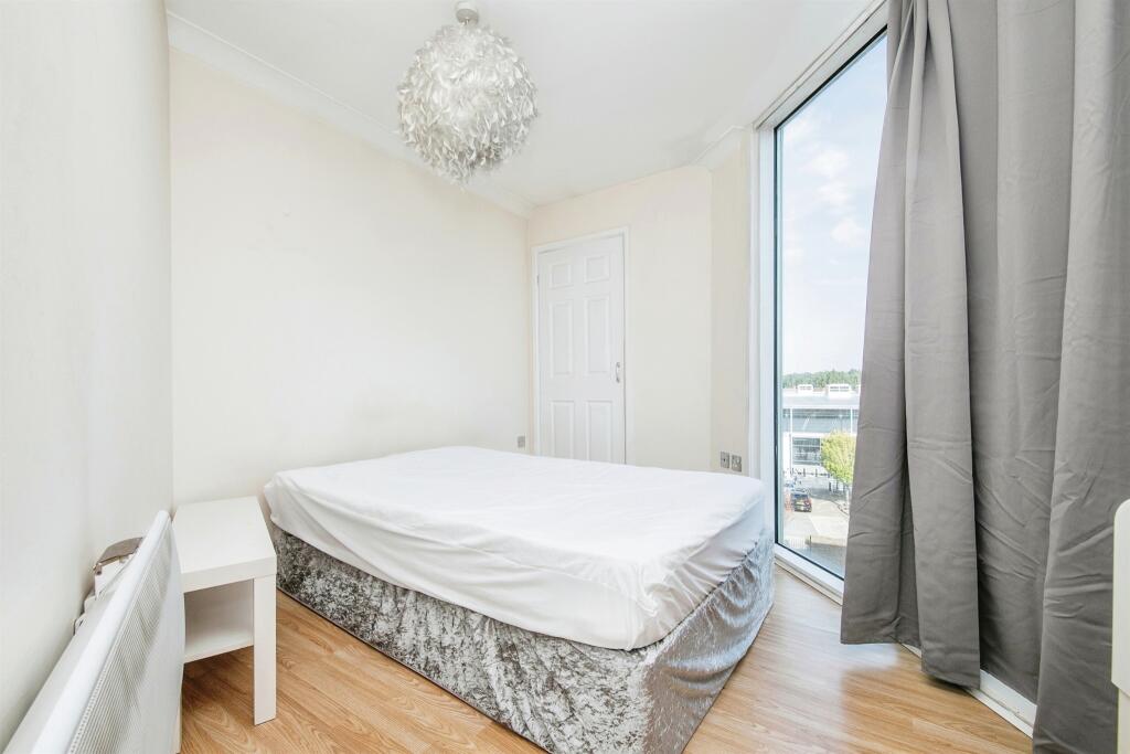 Additional image 14 of Quayside Drive, Colchester