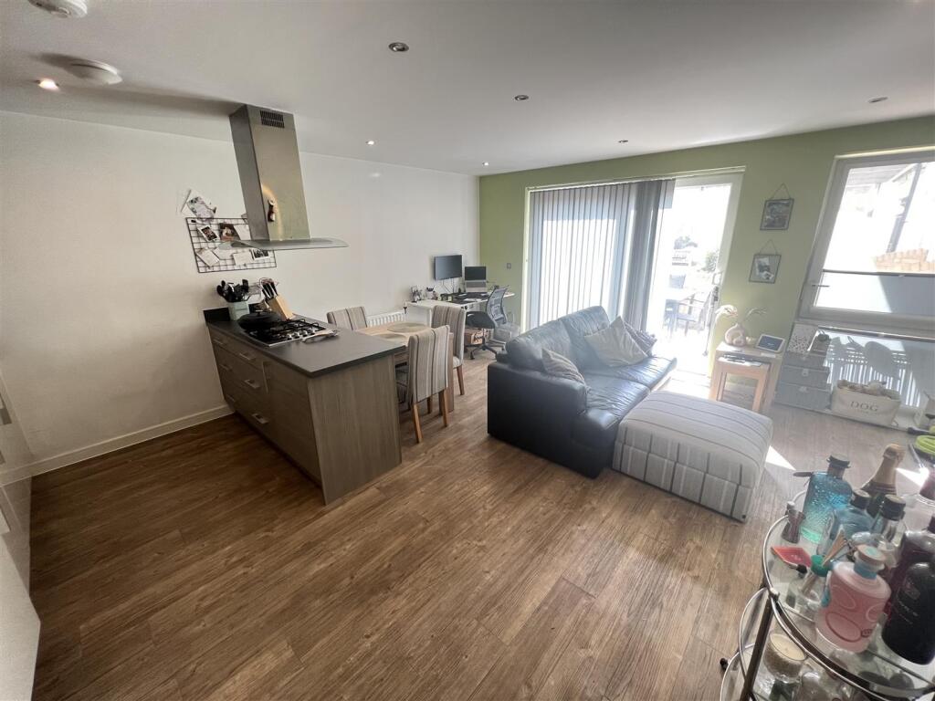 Additional image 5 of Dunn Side, Chelmsford