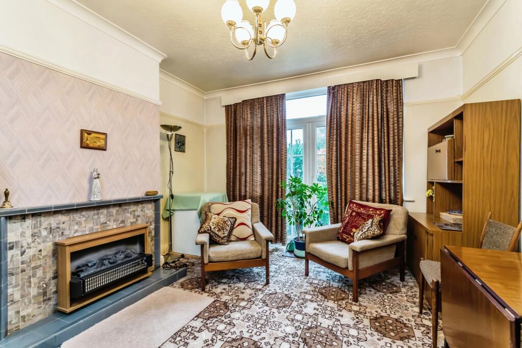 Additional image 3 of Whitethorn Gardens, Croydon, CR0