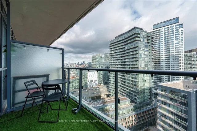 Additional image 24 of 38 Iannuzzi St Unit 2209