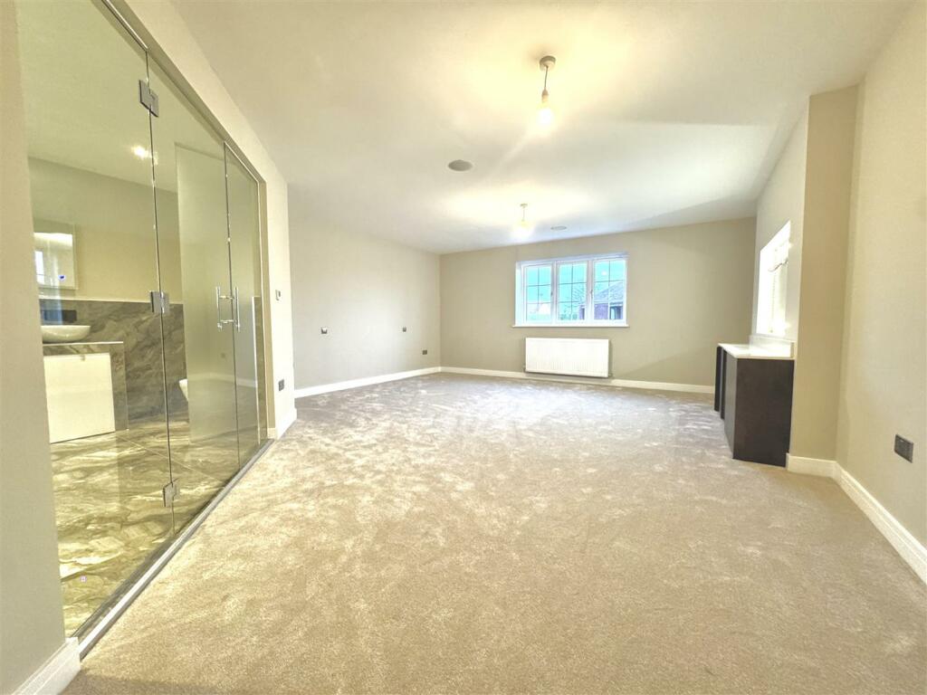 Additional image 20 of New Builds @ Mangapp Chase, Burnham-On-Crouch