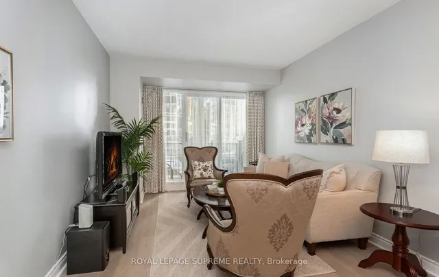 Additional image 6 of 2 Aberfoyle Cres Unit 411