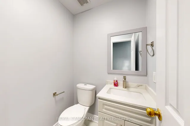 Additional image 16 of 11 Revelstoke Pl