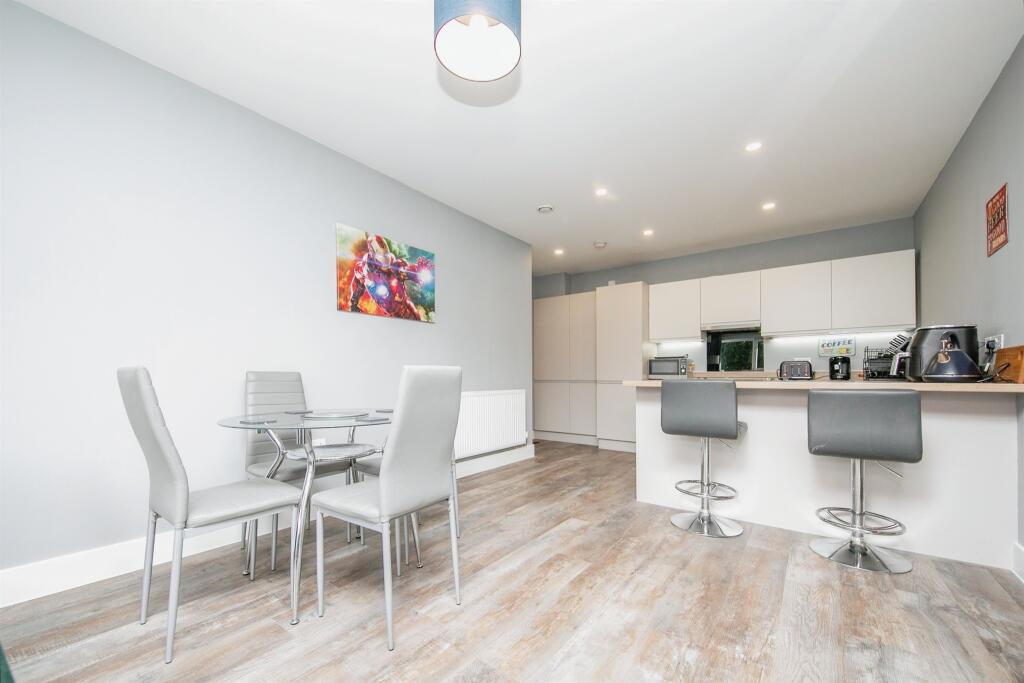 Additional image 4 of Bergholt Road, Colchester