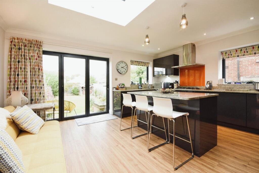 Additional image 21 of Finchley Avenue, Chelmsford