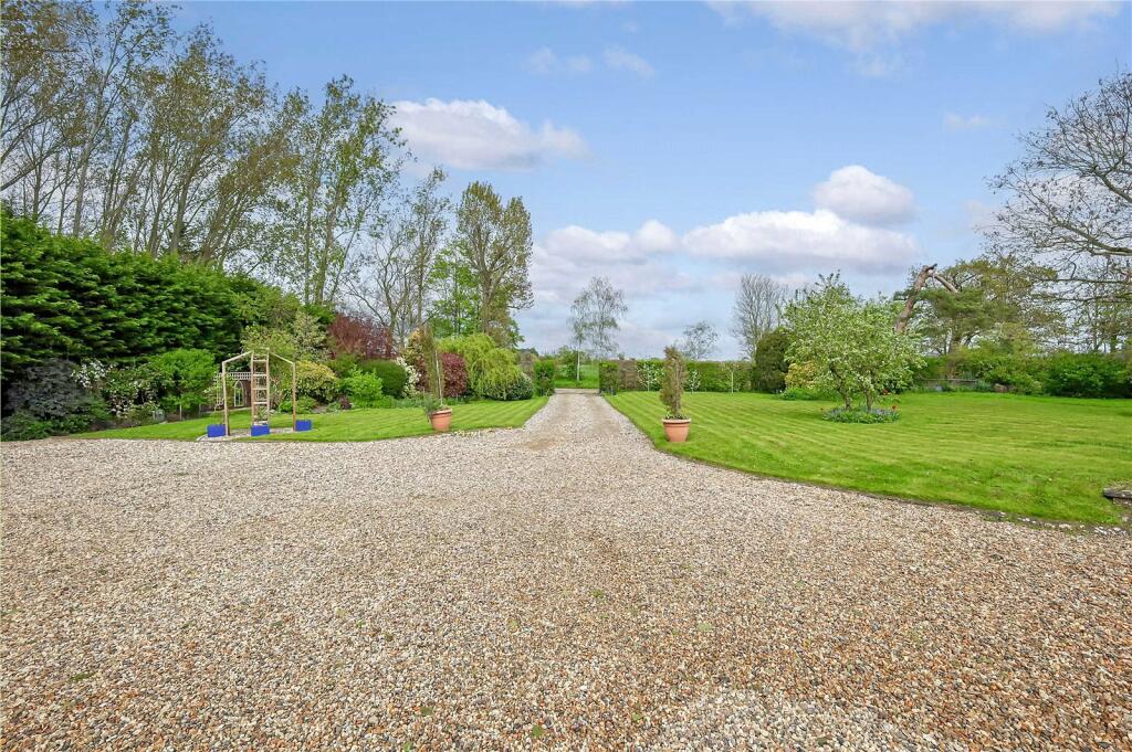 Additional image 28 of Stebbing Road, Felsted, CM6