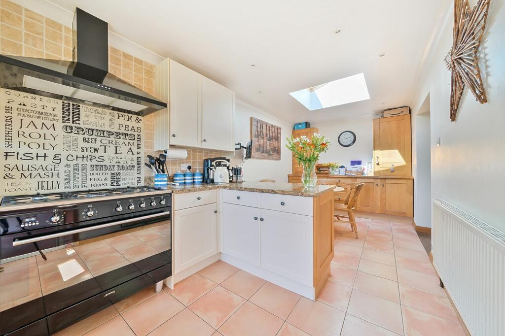 Additional image 10 of Gresham Avenue, Warlingham, CR6