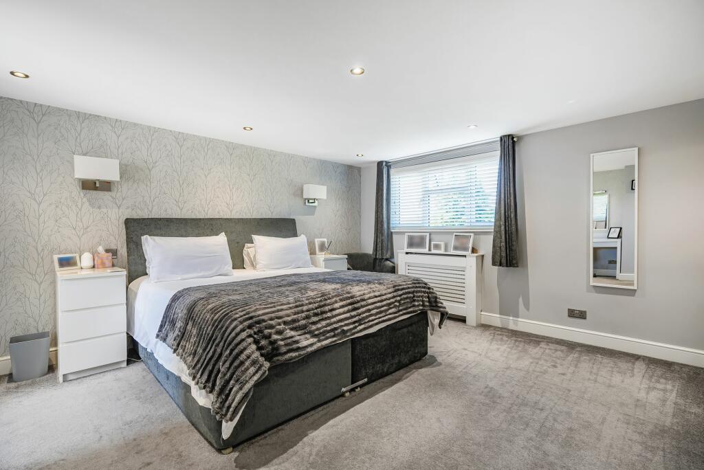 Additional image 8 of Searchwood Road, Warlingham, CR6