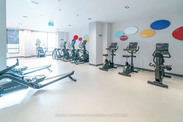 Additional image 13 of 108 Peter St Unit 1811