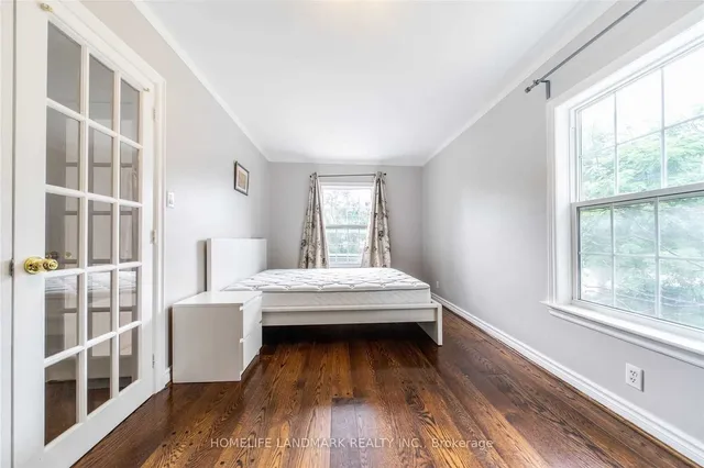 Additional image 10 of 125 Steeles Ave