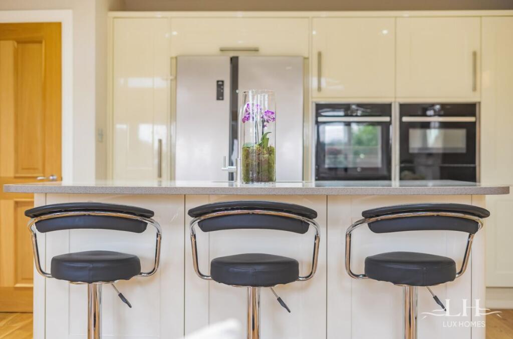 Additional image 5 of Shevon Way, Brentwood