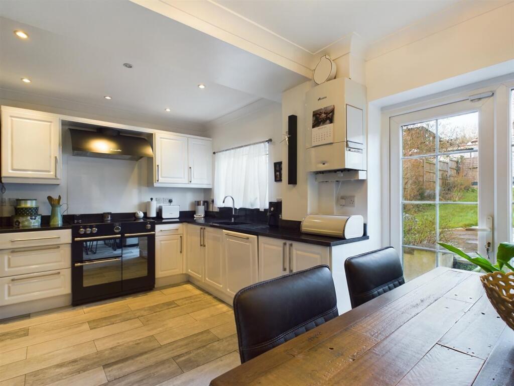 Additional image 7 of St. Andrews Road, Coulsdon