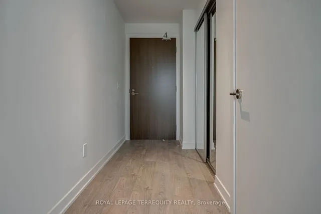 Additional image 2 of 1926 Lake Shore Blvd Unit 2716