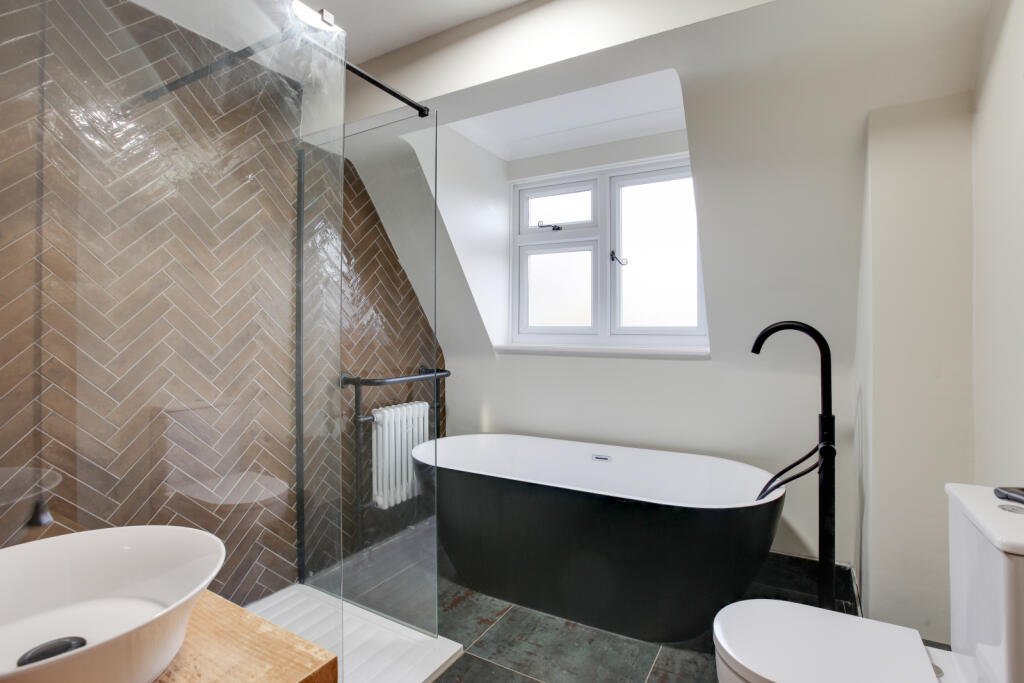 Additional image 40 of Braintree Road, Felsted, CM6