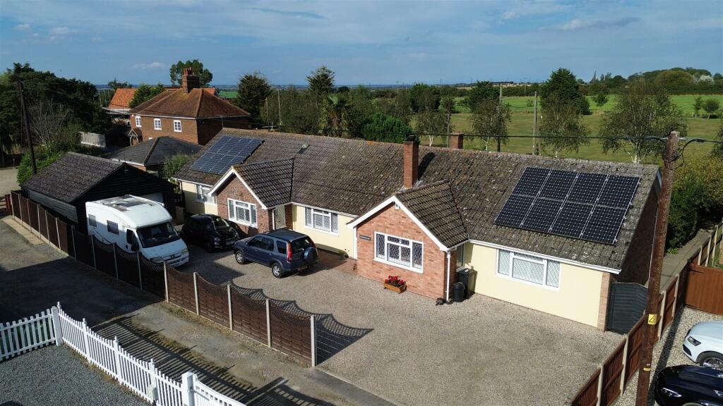 Additional image 3 of Chestnut Farm Drive, Althorne