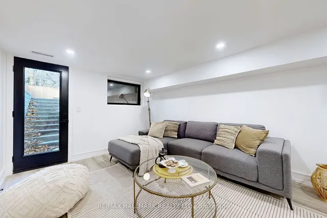 Additional image 25 of 100 Victor Ave