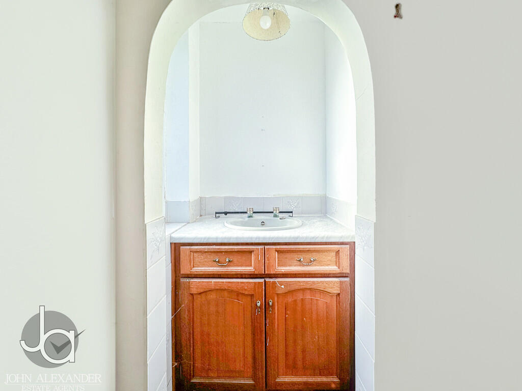 Additional image 13 of Cowdray Avenue, Colchester